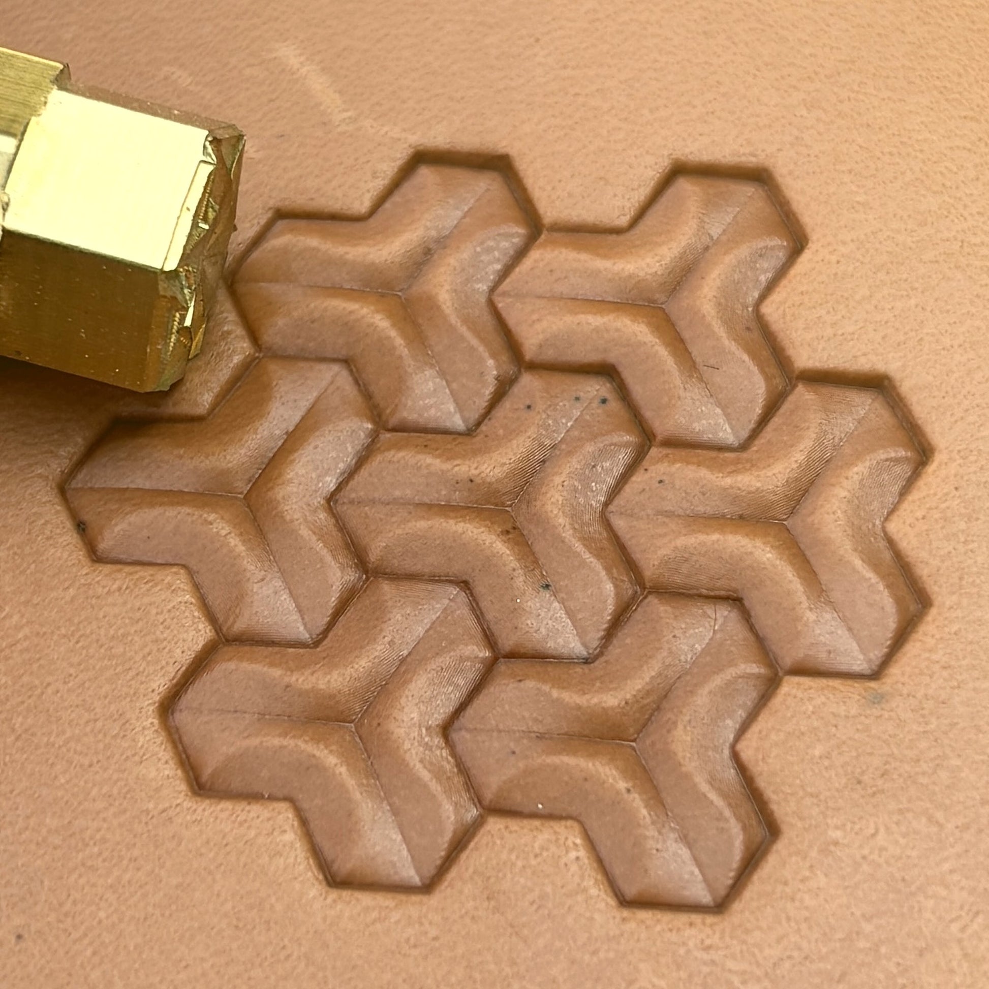 3D Illusion Geometric leather stamp LT162 — pattern imprint on veg-tan leather