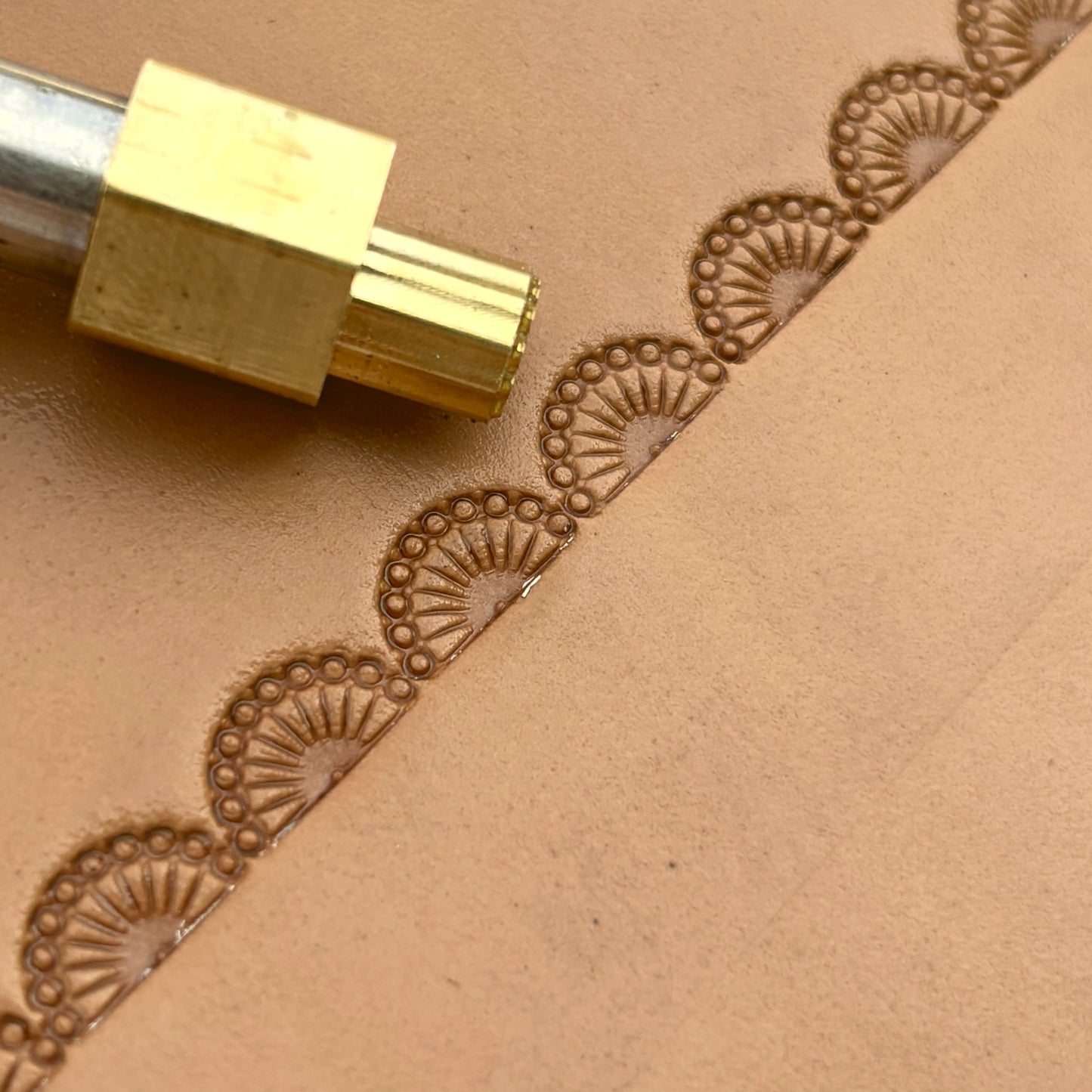 Fan Border leather stamp LT186 — brass stamping tool with imprint on natural veg-tan leather