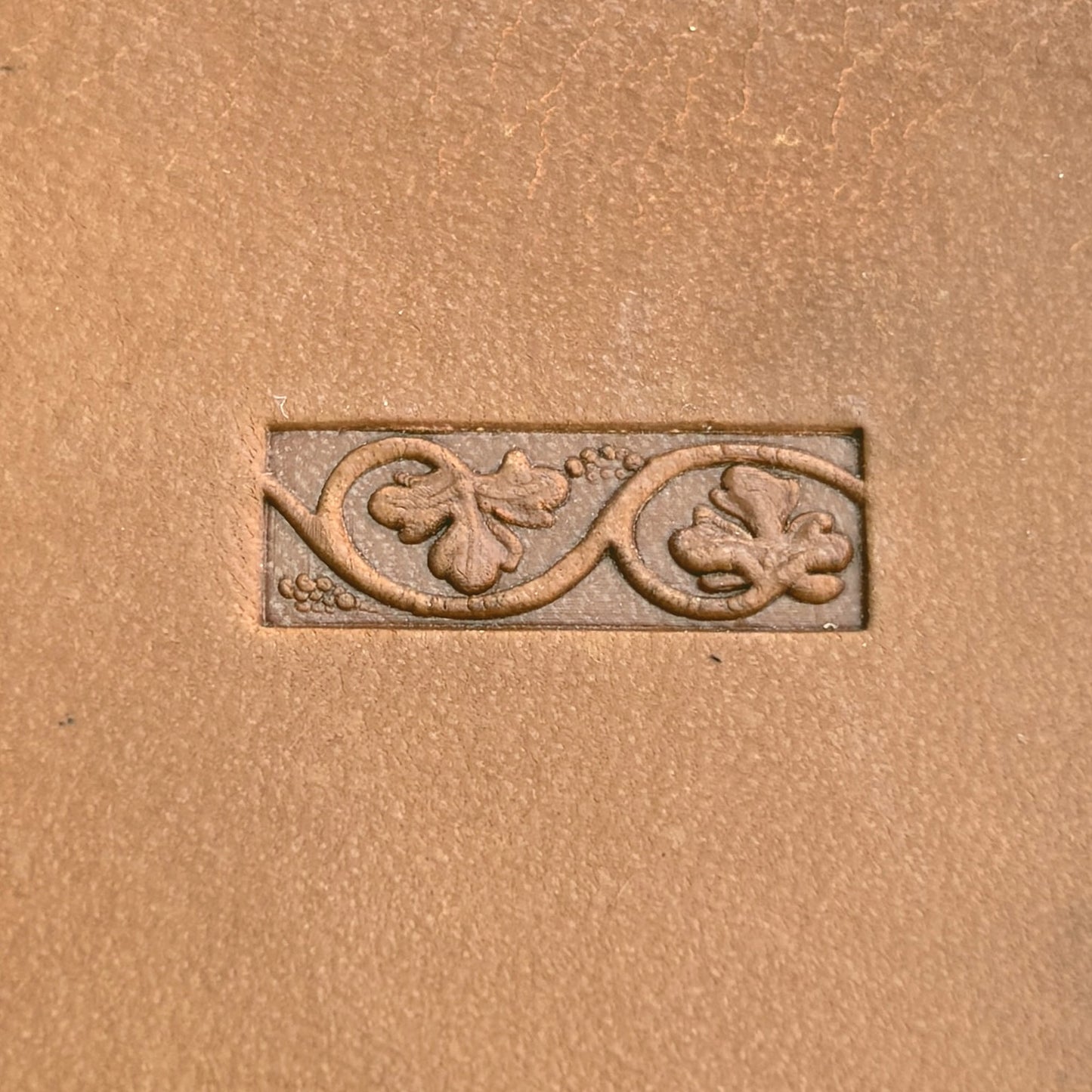 Oak Leaf leather stamp LT188 — single impression on veg-tan leather