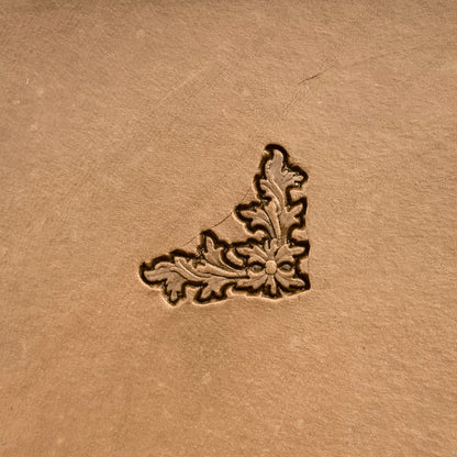 Border Frame Oak Leaf leather stamp LT199 — single impression on veg-tan leather