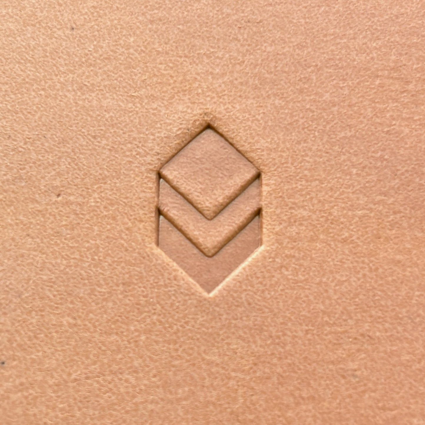 3D Cubes Geometric leather stamp LT200 — pattern imprint on veg-tan leather