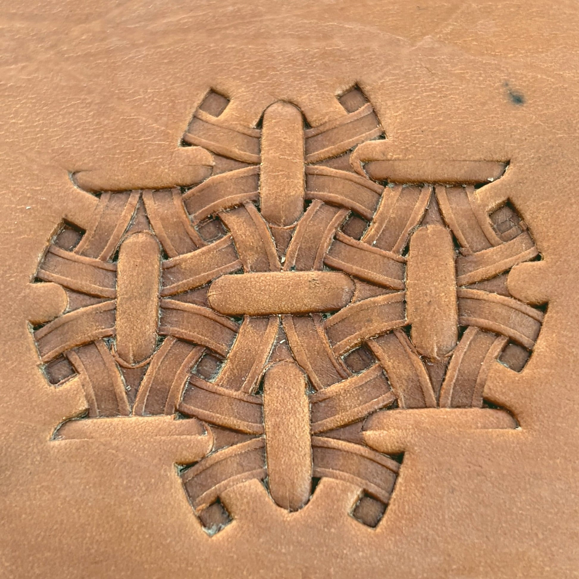 Interlaced Basket Weave leather stamp LT219 — pattern imprint on veg-tan leather