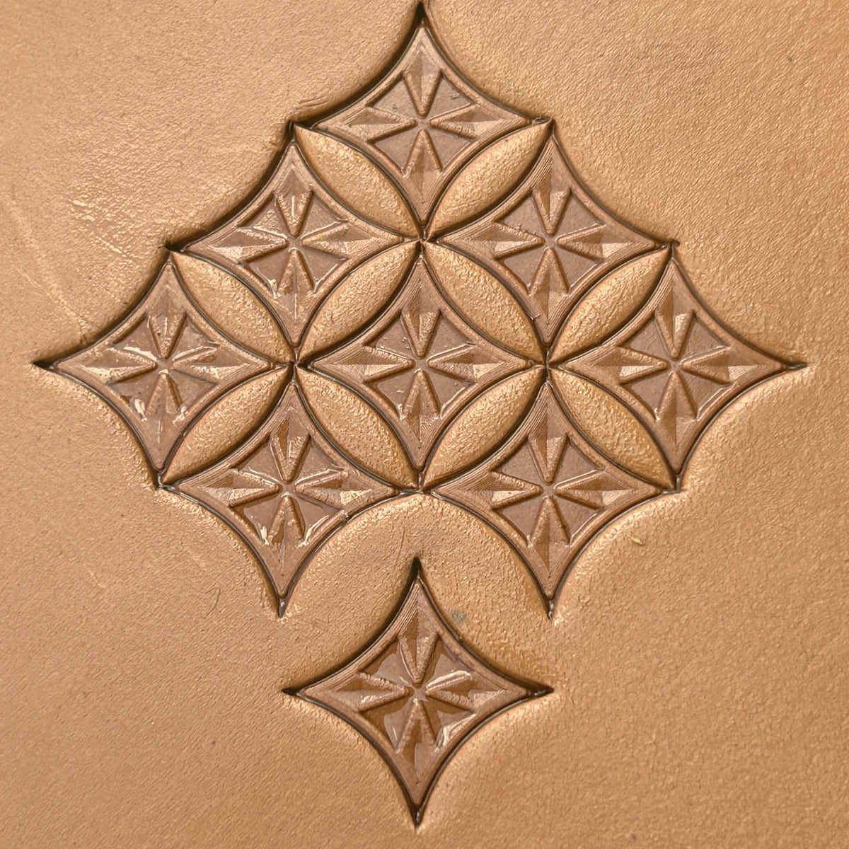 Star Tile Geometric leather stamp LT221 — pattern imprint on veg-tan leather
