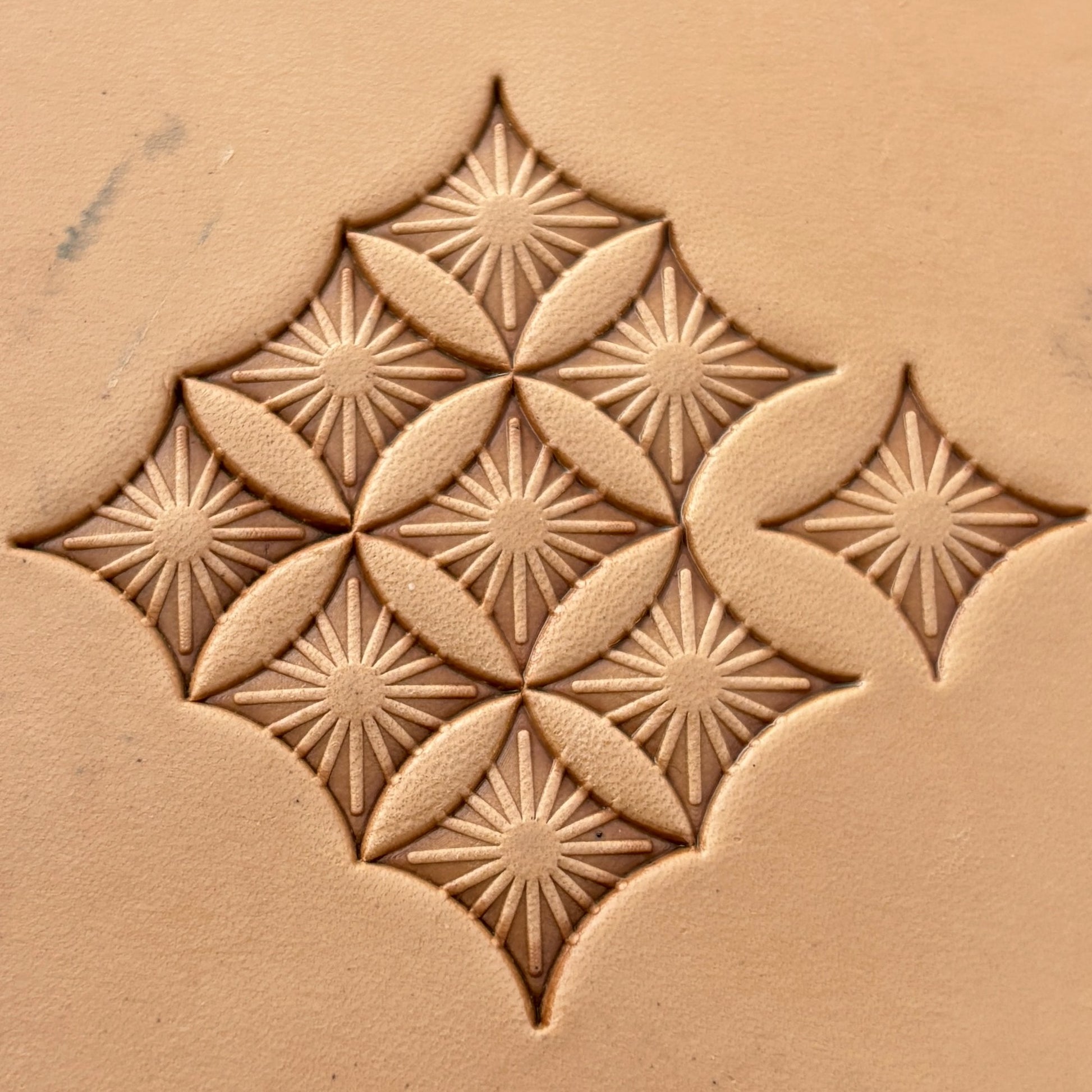 Starburst Geometric leather stamp LT223 — pattern imprint on veg-tan leather