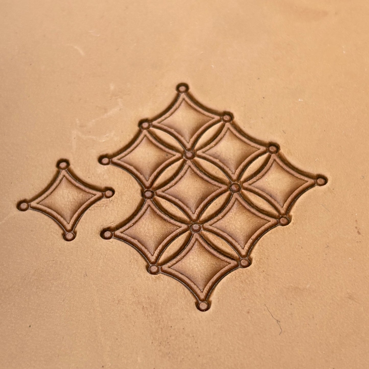 Overlapping Diamonds Geometric leather stamp LT227 — pattern imprint on veg-tan leather