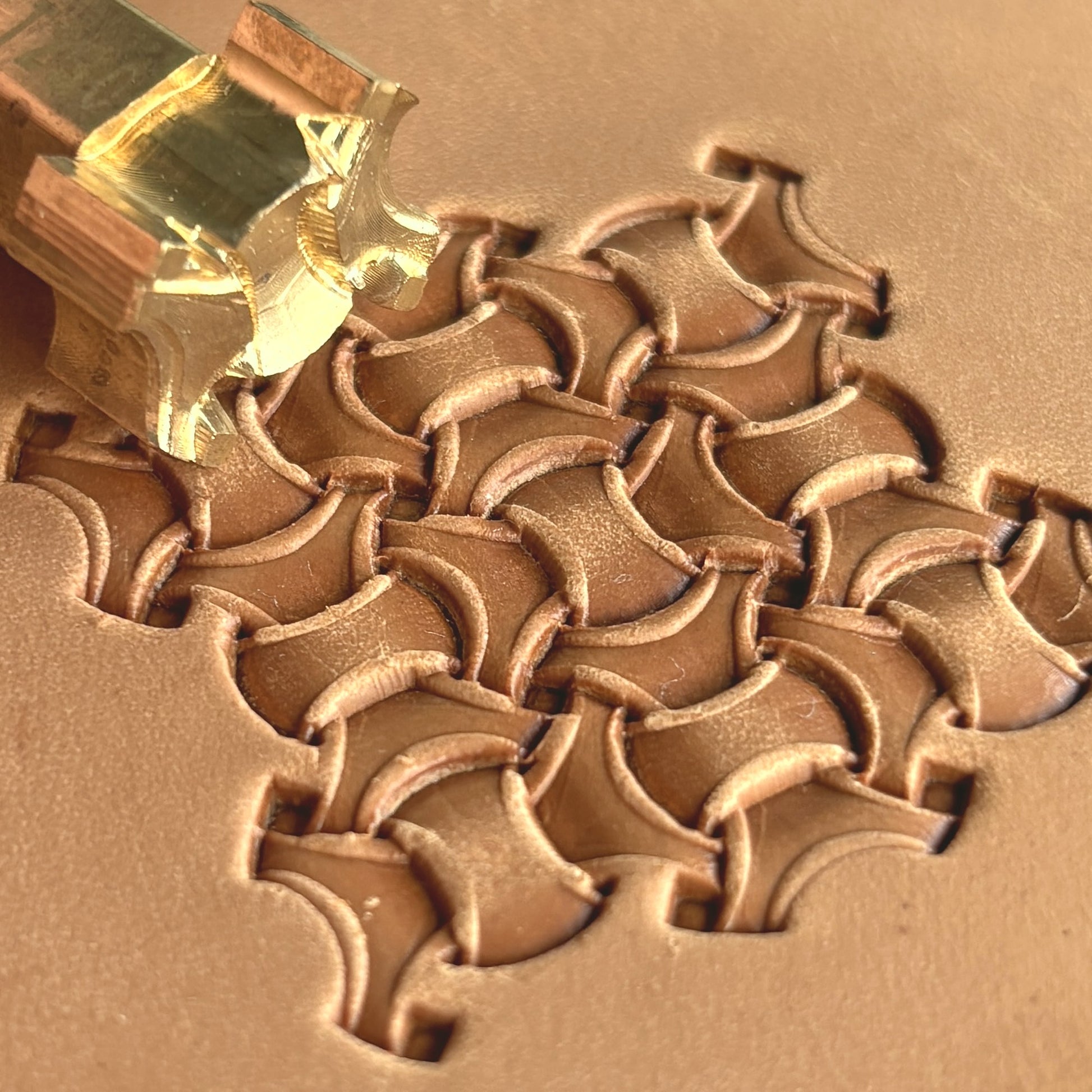 Basket Weave leather stamp LT230 — brass stamping tool with imprint on natural veg-tan leather