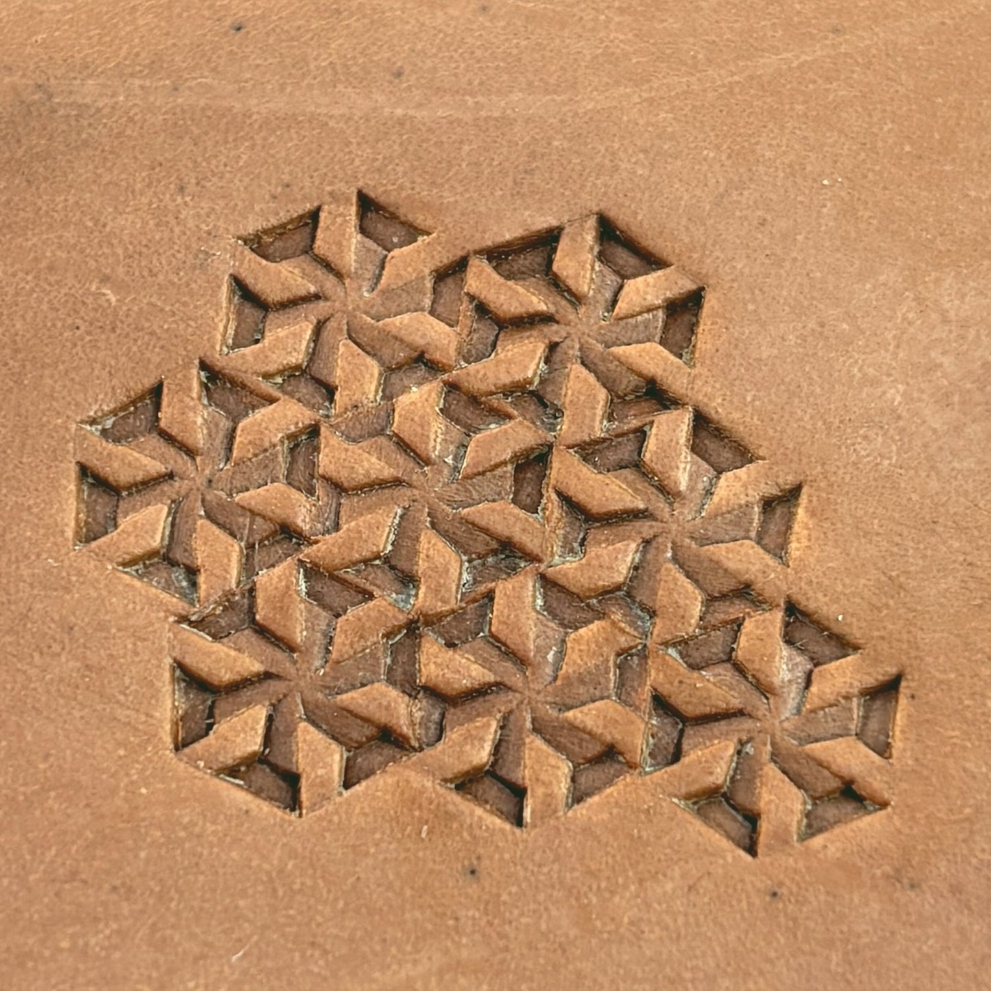 3D Cubes Geometric leather stamp LT233 — pattern imprint on veg-tan leather