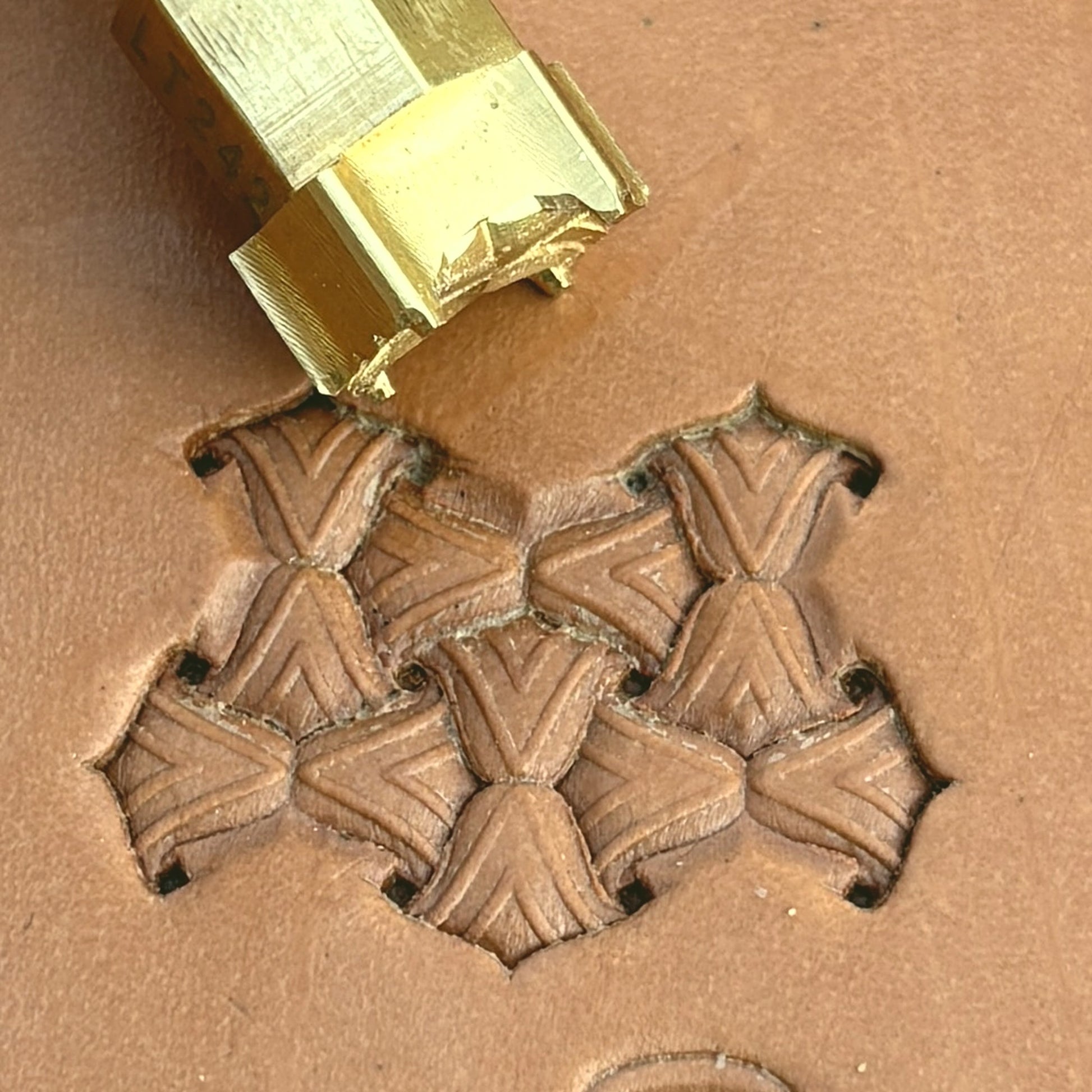 Motif Geometric leather stamp LT242 — pattern imprint on veg-tan leather