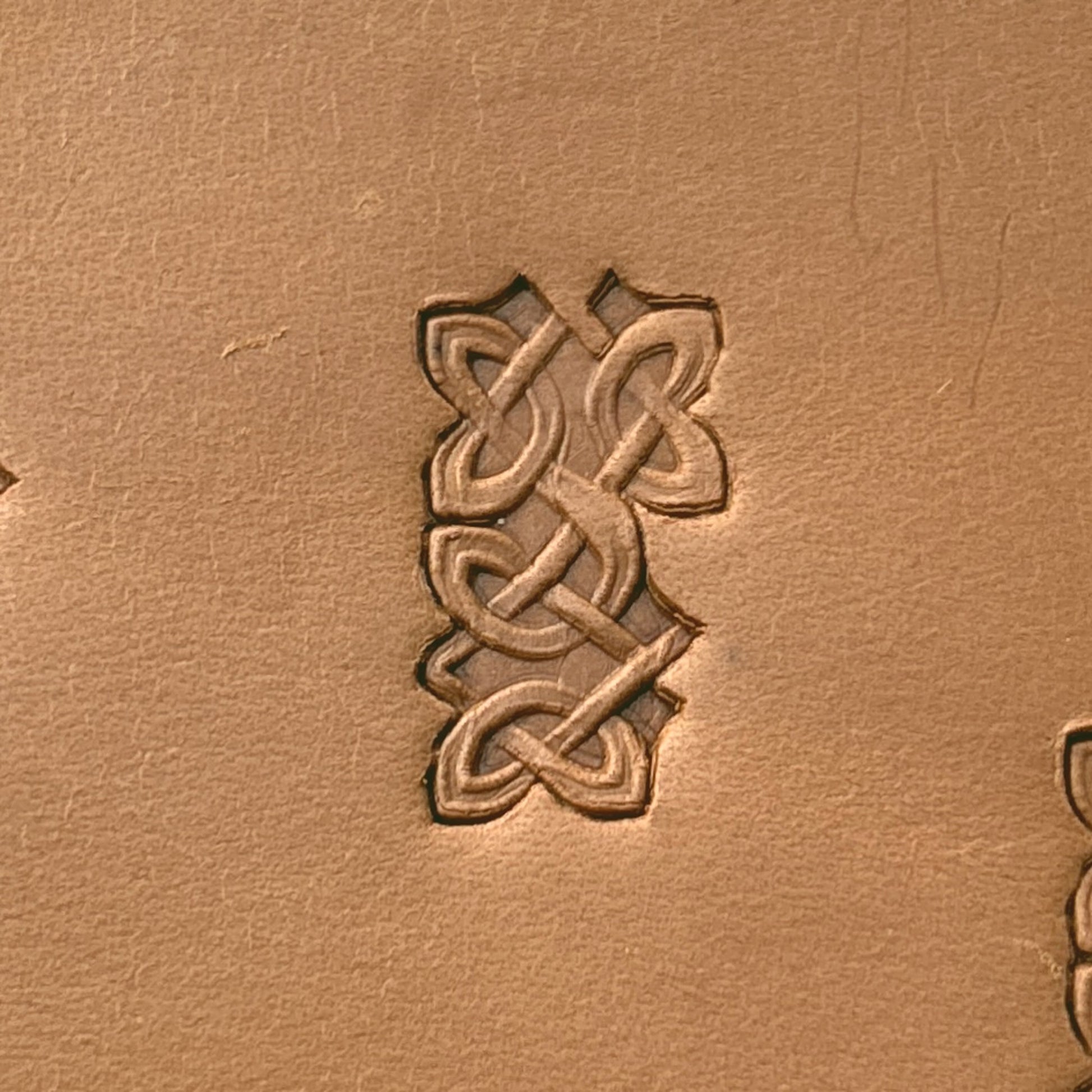Celtic Knot leather stamp LT266 — pattern imprint on veg-tan leather