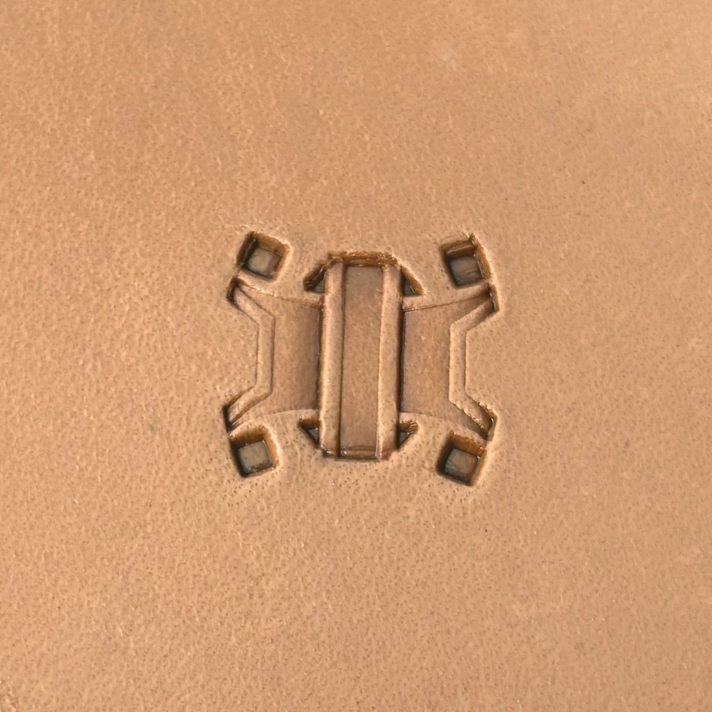 Basket Weave leather stamp LT271 — single impression on veg-tan leather