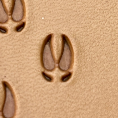 Hoof Tracks Footprint leather stamp LT276 — single impression on veg-tan leather