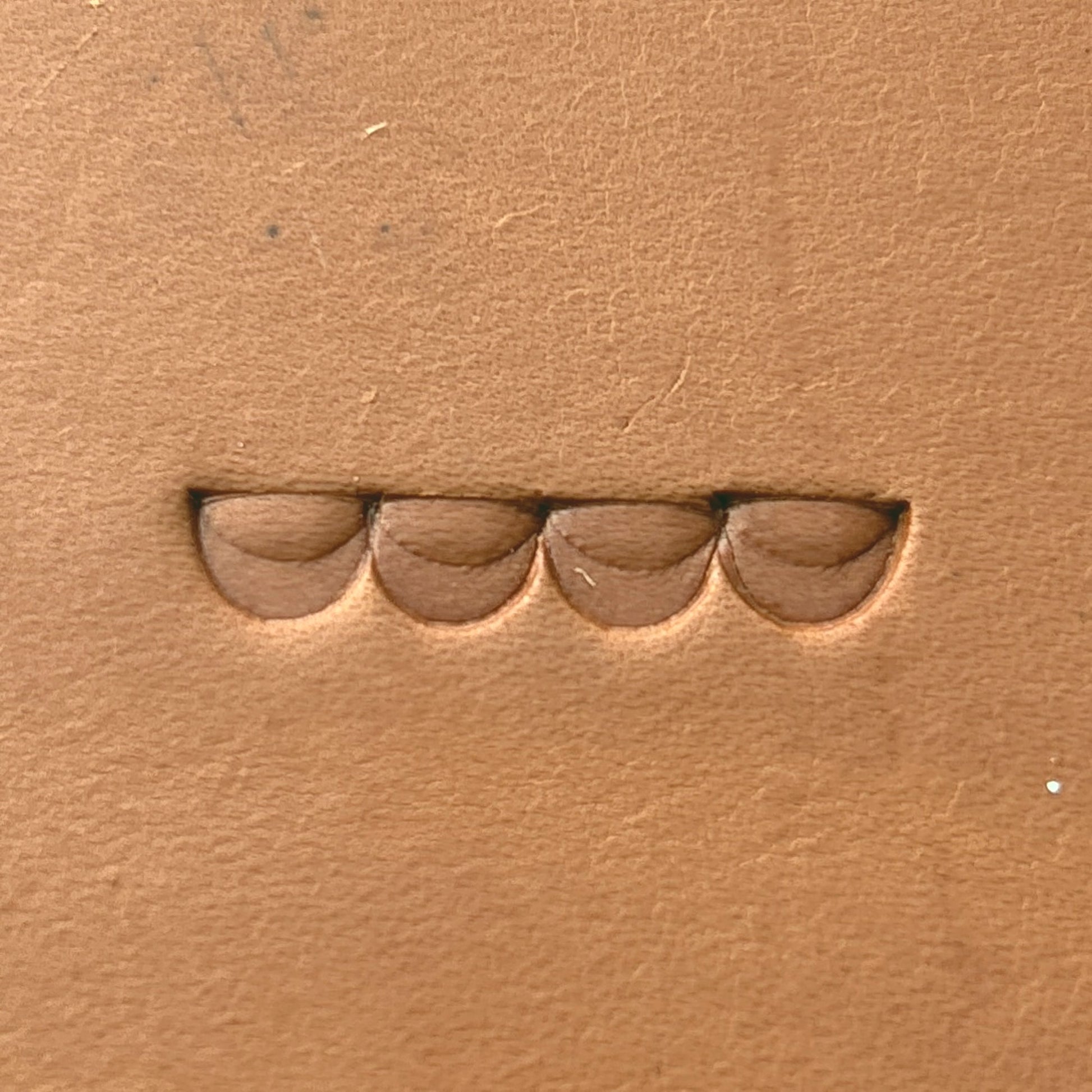 Half Moon leather stamp LT285 — pattern imprint on veg-tan leather