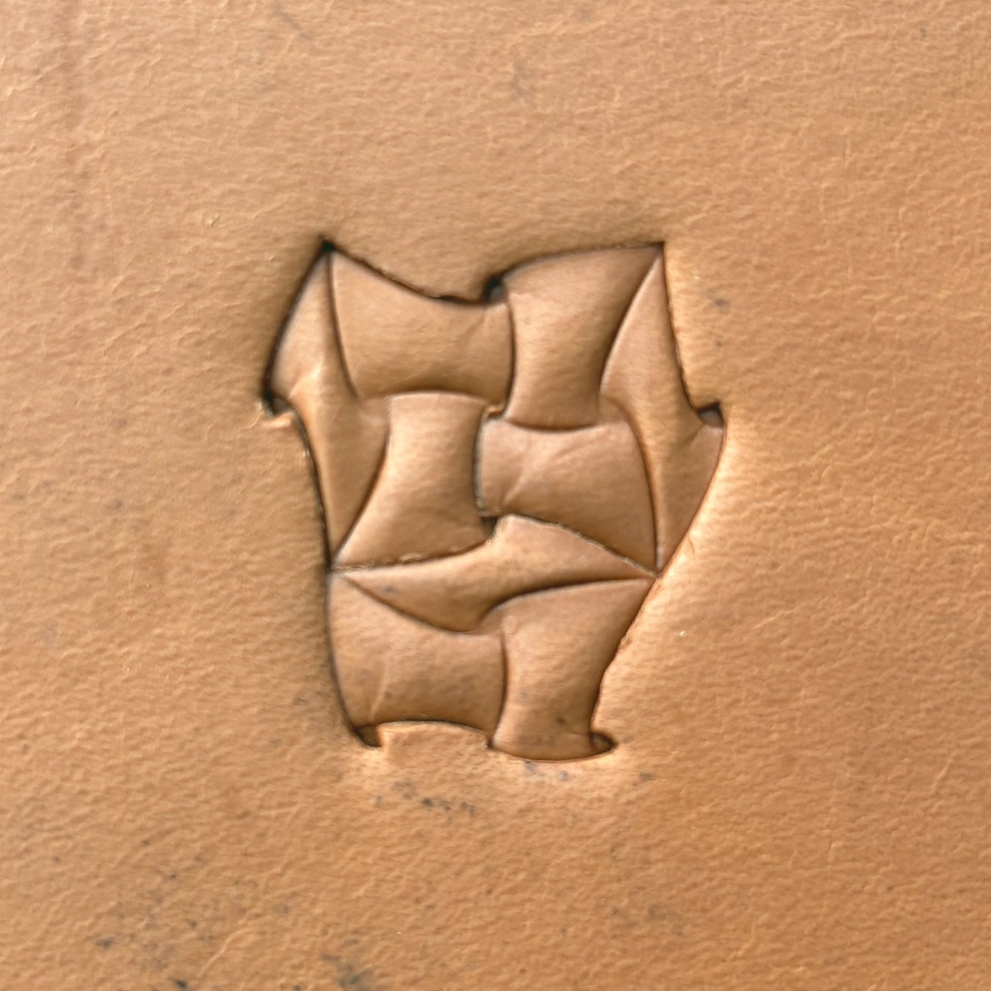 Twisted Shape Geometric leather stamp LT290 — pattern imprint on veg-tan leather