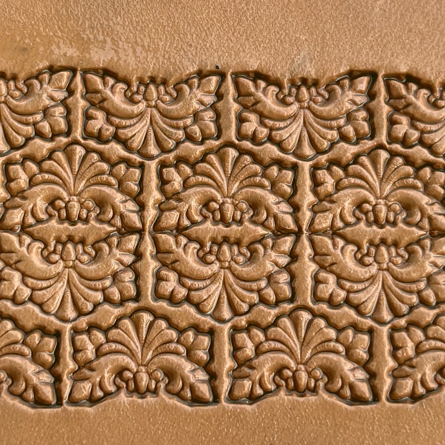 Ornate Design leather stamp LT299 — pattern imprint on veg-tan leather