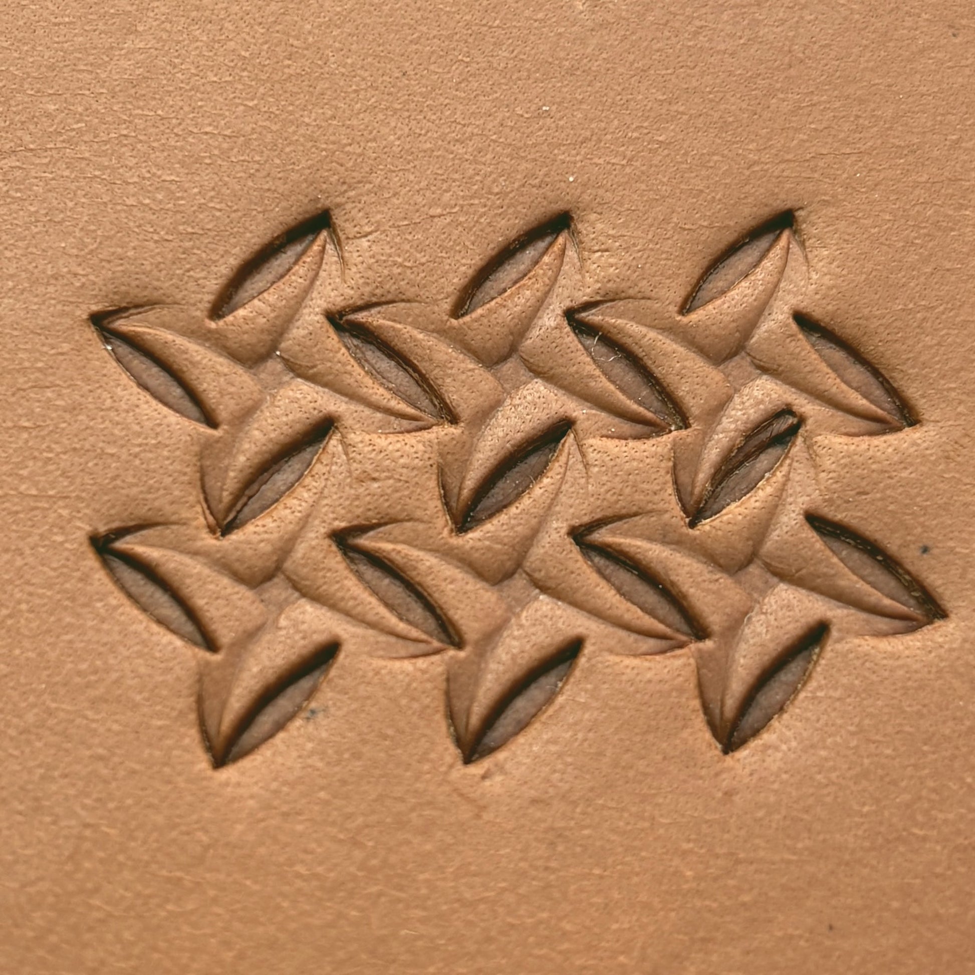 Interlocking Shapes Geometric leather stamp LT300 — pattern imprint on veg-tan leather