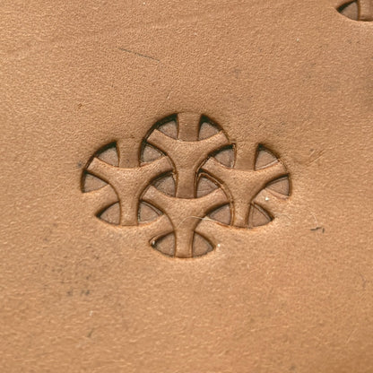 Tri leather stamp LT301 — pattern imprint on veg-tan leather