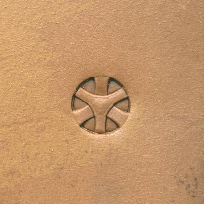 Tri leather stamp LT301 — pattern imprint on veg-tan leather