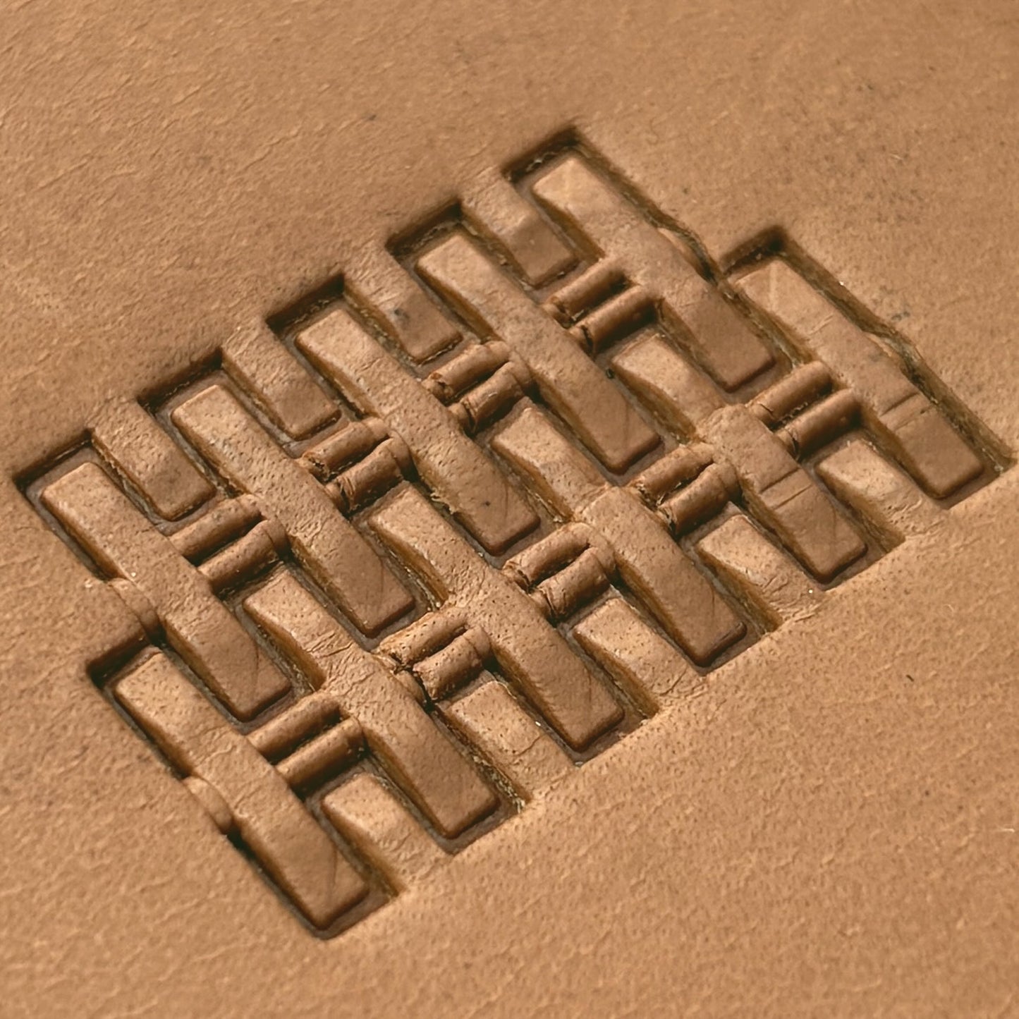 Interlocking Blocks Basket Weave leather stamp LT302 — pattern imprint on veg-tan leather