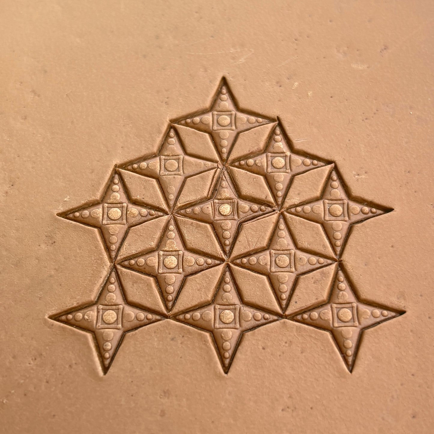 Geometric leather stamp LT325 — pattern imprint on veg-tan leather