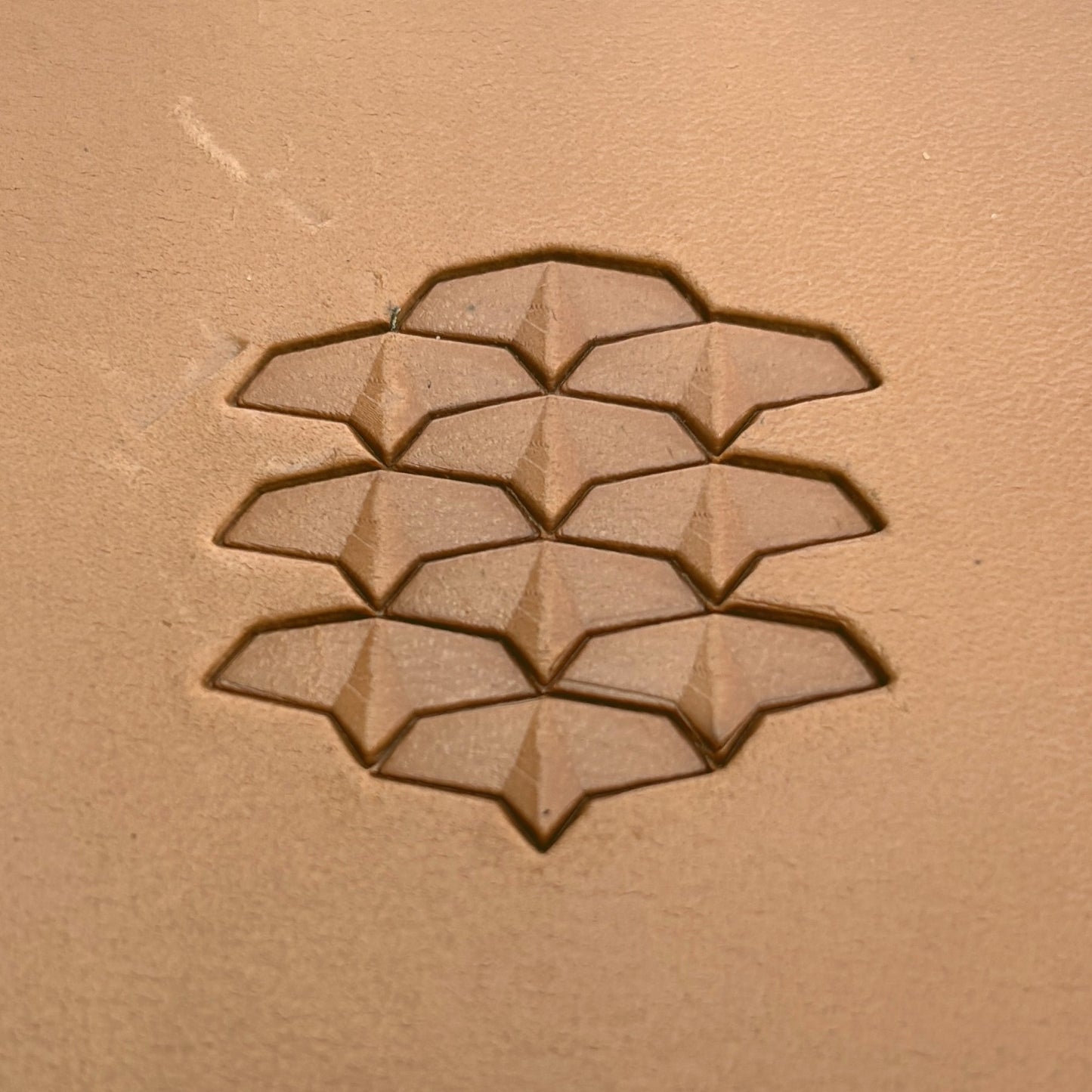 Scaled Texture leather stamp LT367 — pattern imprint on veg-tan leather