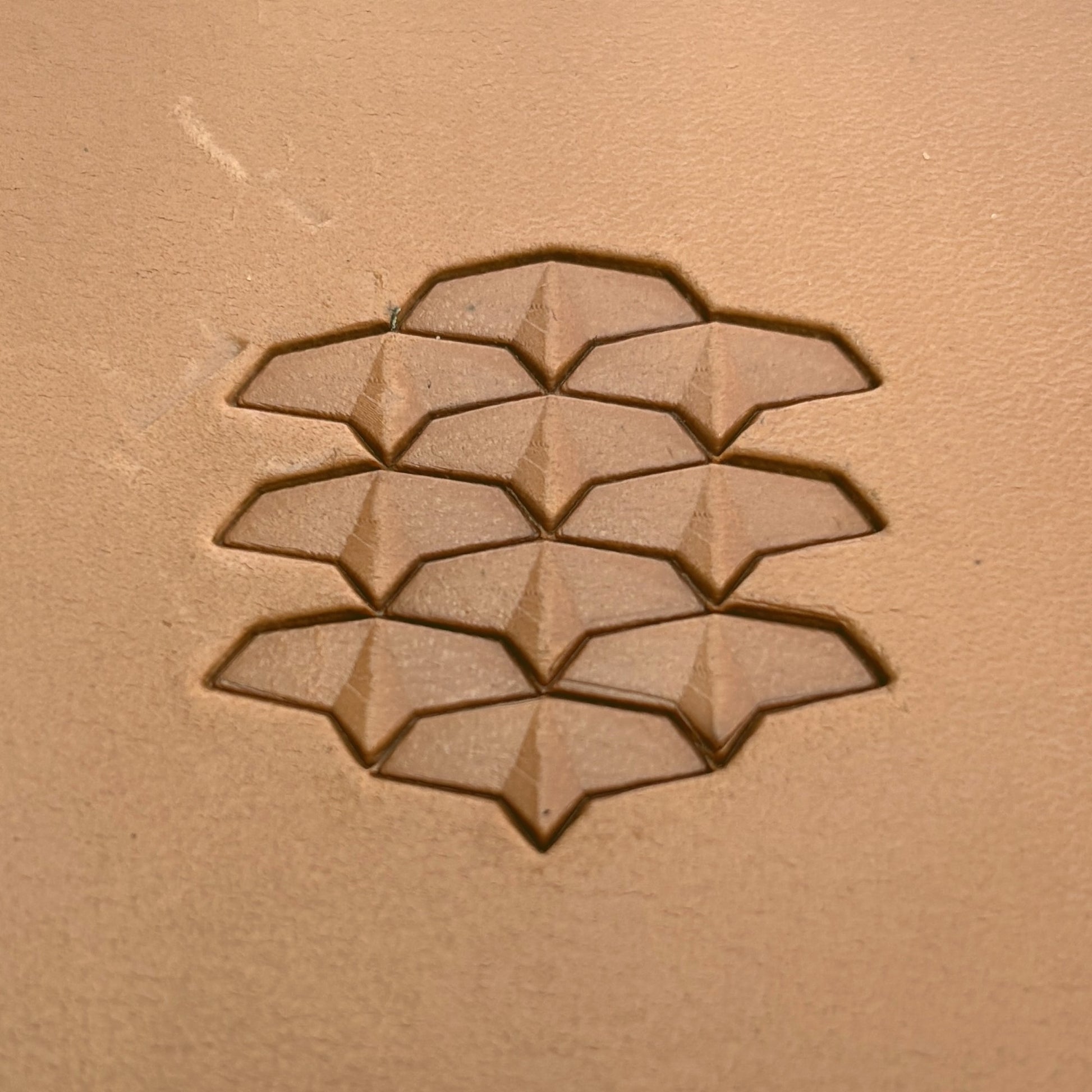 Scaled Texture leather stamp LT367 — pattern imprint on veg-tan leather
