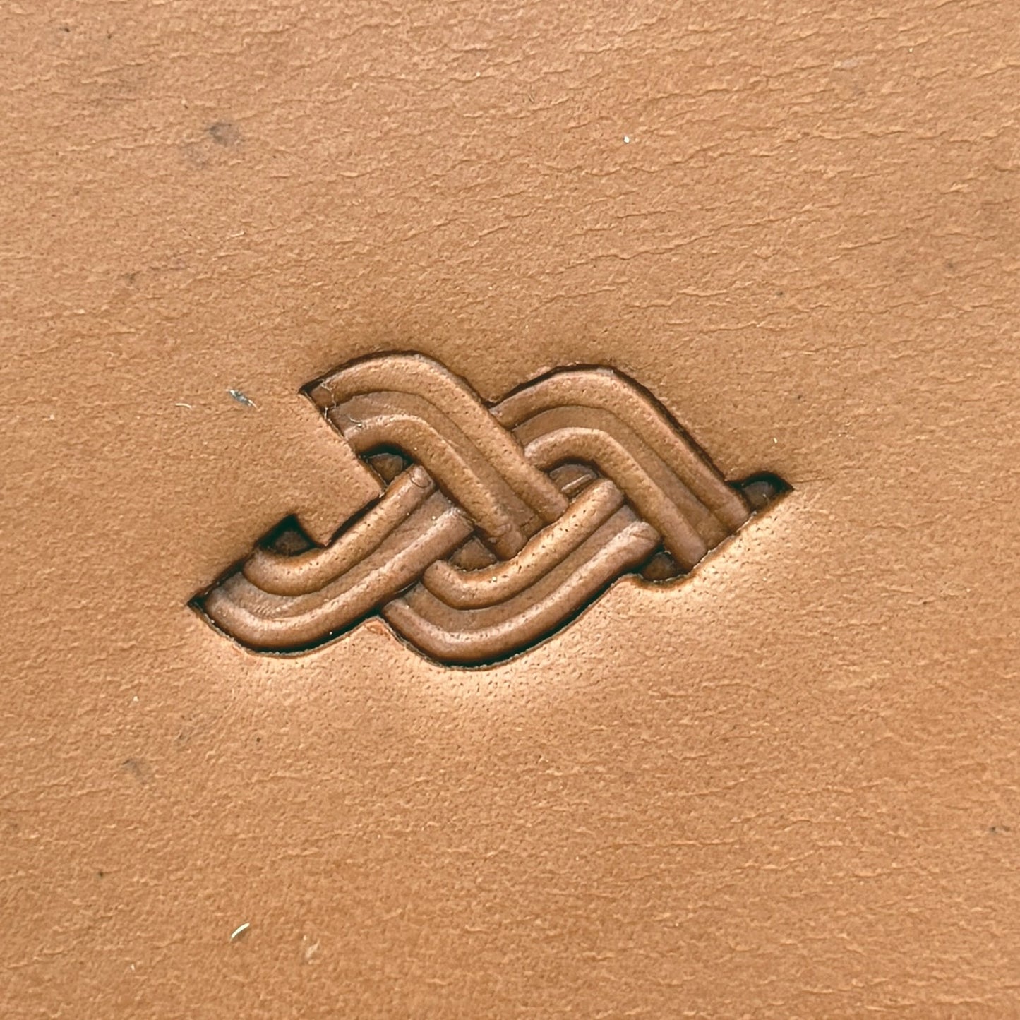 Celtic Knot leather stamp LT384 — pattern imprint on veg-tan leather