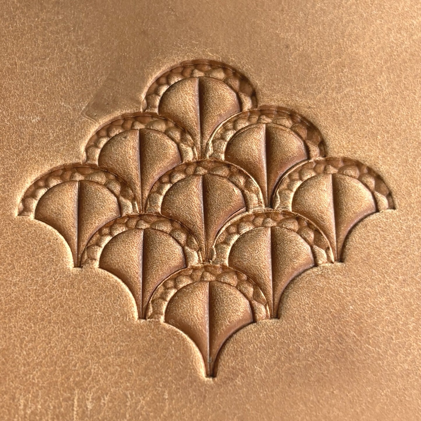 Scallop Tiles leather stamp LT385 — pattern imprint on veg-tan leather