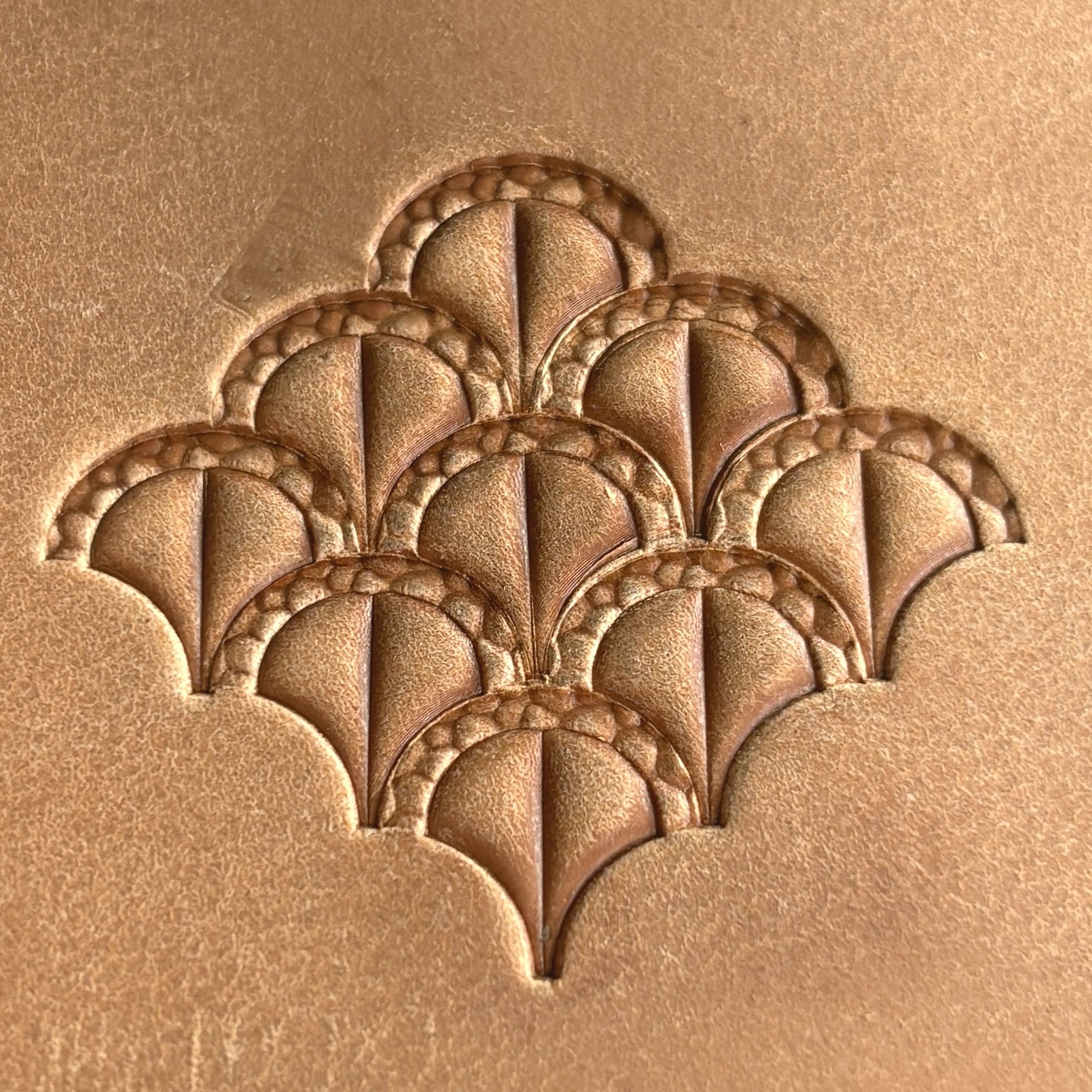 Scallop Tiles leather stamp LT385 — pattern imprint on veg-tan leather