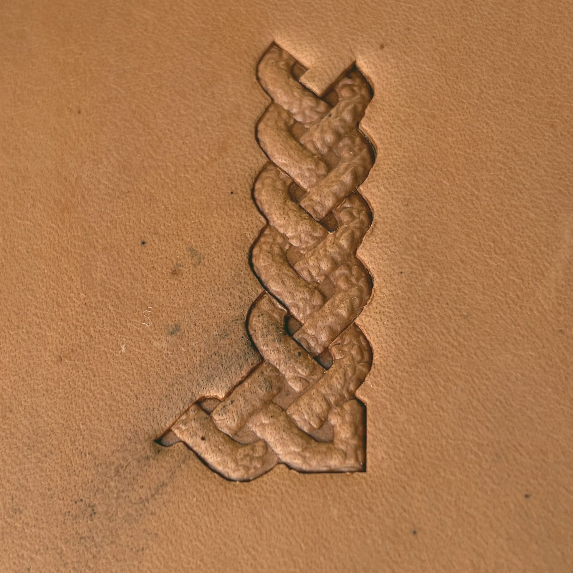 Celtic Knot leather stamp LT389 — pattern imprint on veg-tan leather