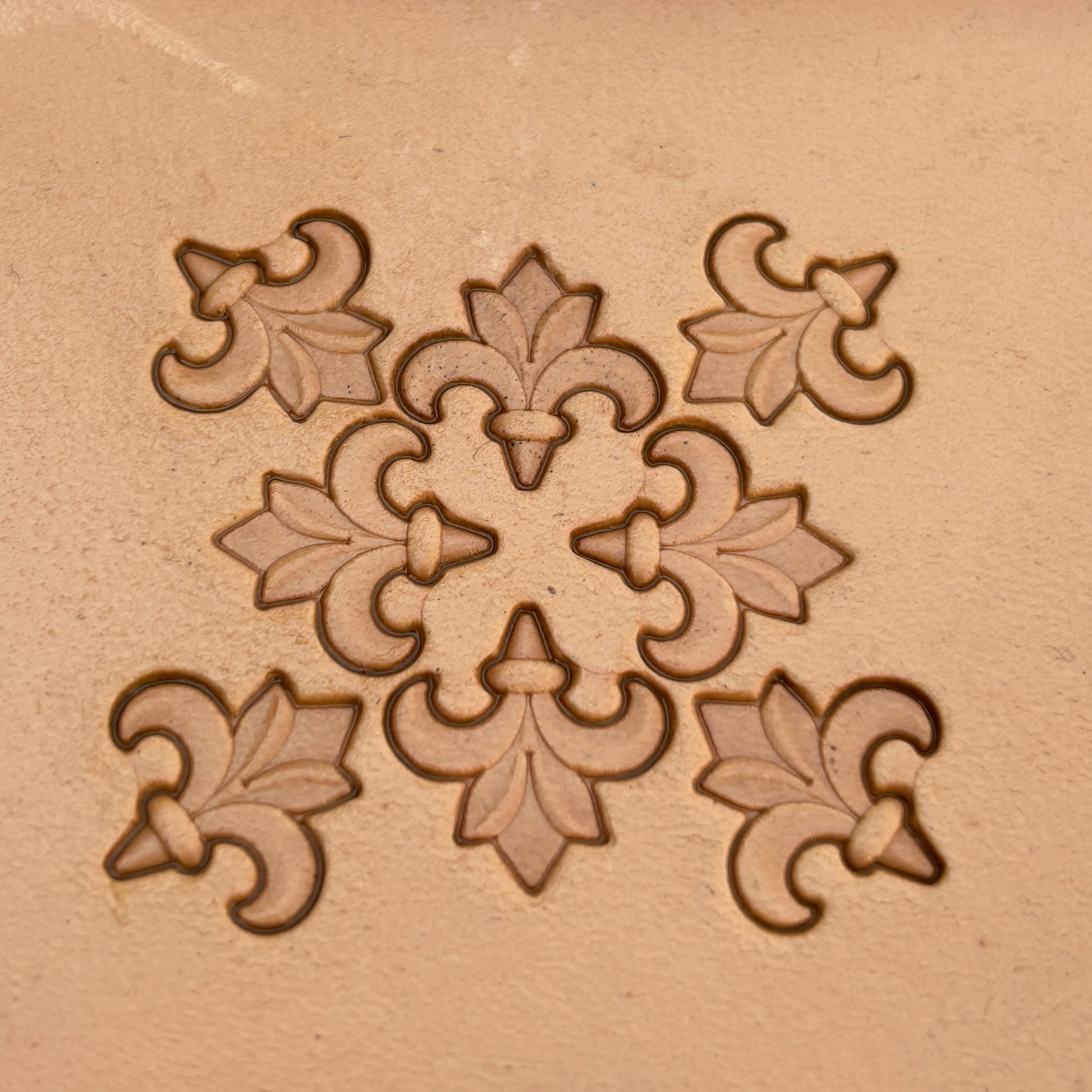 Fleur Design leather stamp LT396 — pattern imprint on veg-tan leather