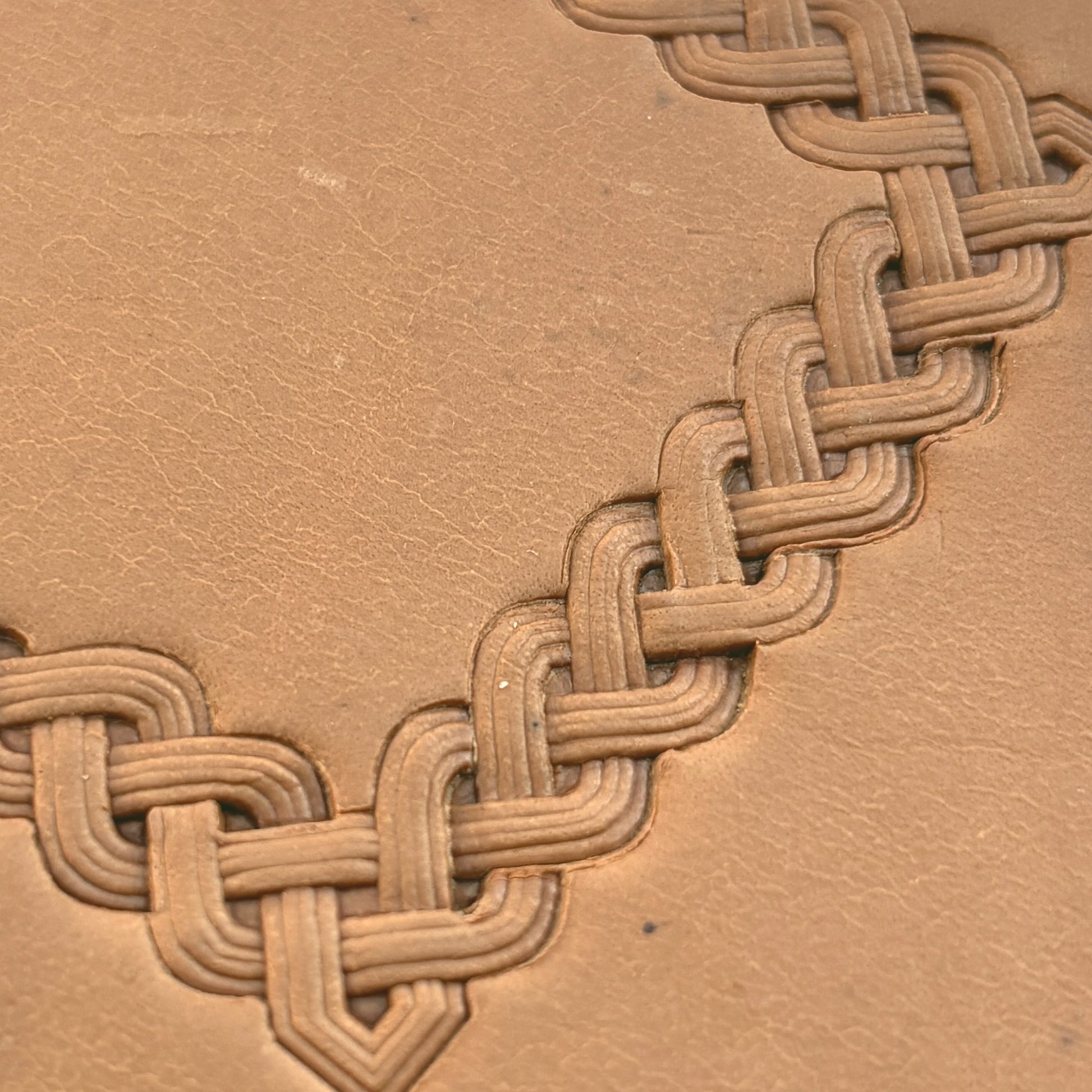 Celtic Knot leather stamp LT399 — pattern imprint on veg-tan leather