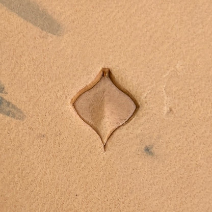 Diamond Grid leather stamp LT401 — brass stamping tool with imprint on natural veg-tan leather