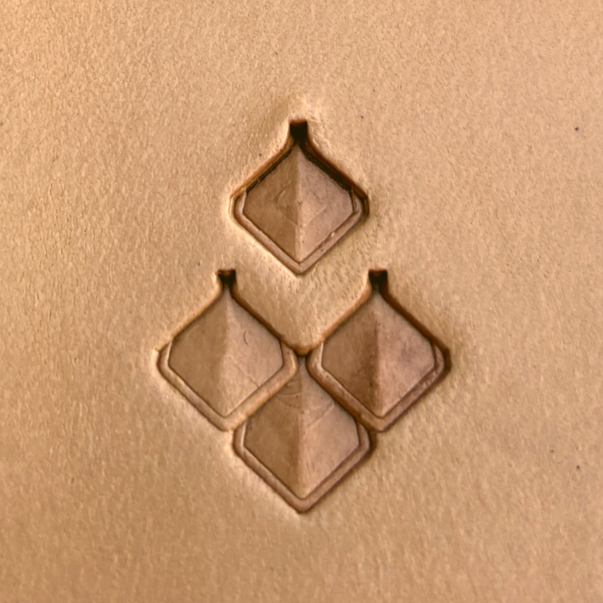 Geometric leather stamp LT404 — pattern imprint on veg-tan leather