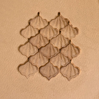Cluster Leaf leather stamp LT409 — pattern imprint on veg-tan leather