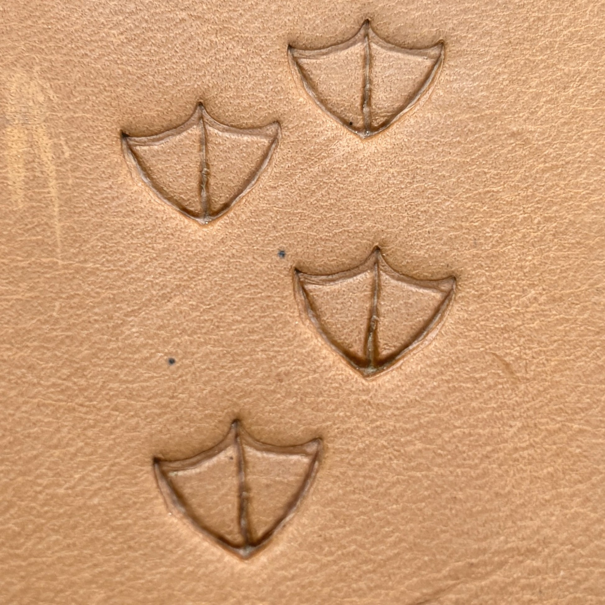 Bird Tracks Footprint leather stamp LT414 — pattern imprint on veg-tan leather