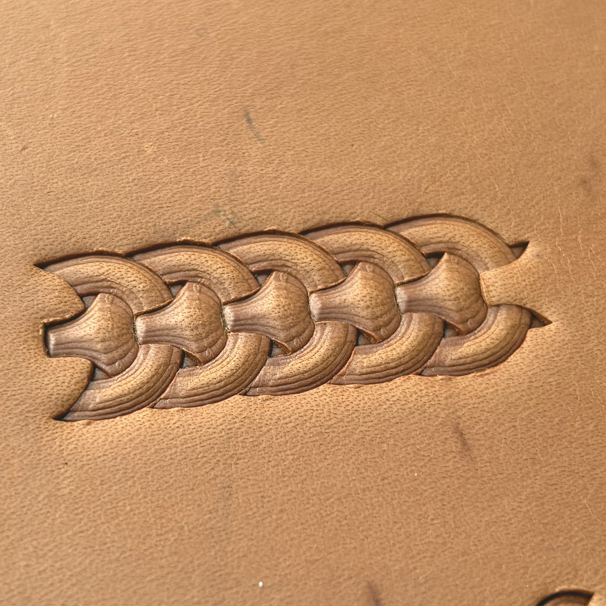 Basket Weave leather stamp LT415 — pattern imprint on veg-tan leather