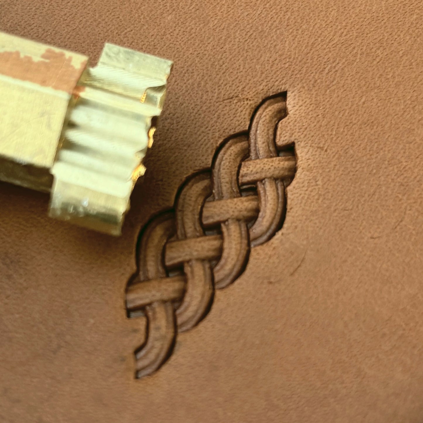 Simple Braid Basket Weave leather stamp LT417 — brass stamping tool with imprint on natural veg-tan leather