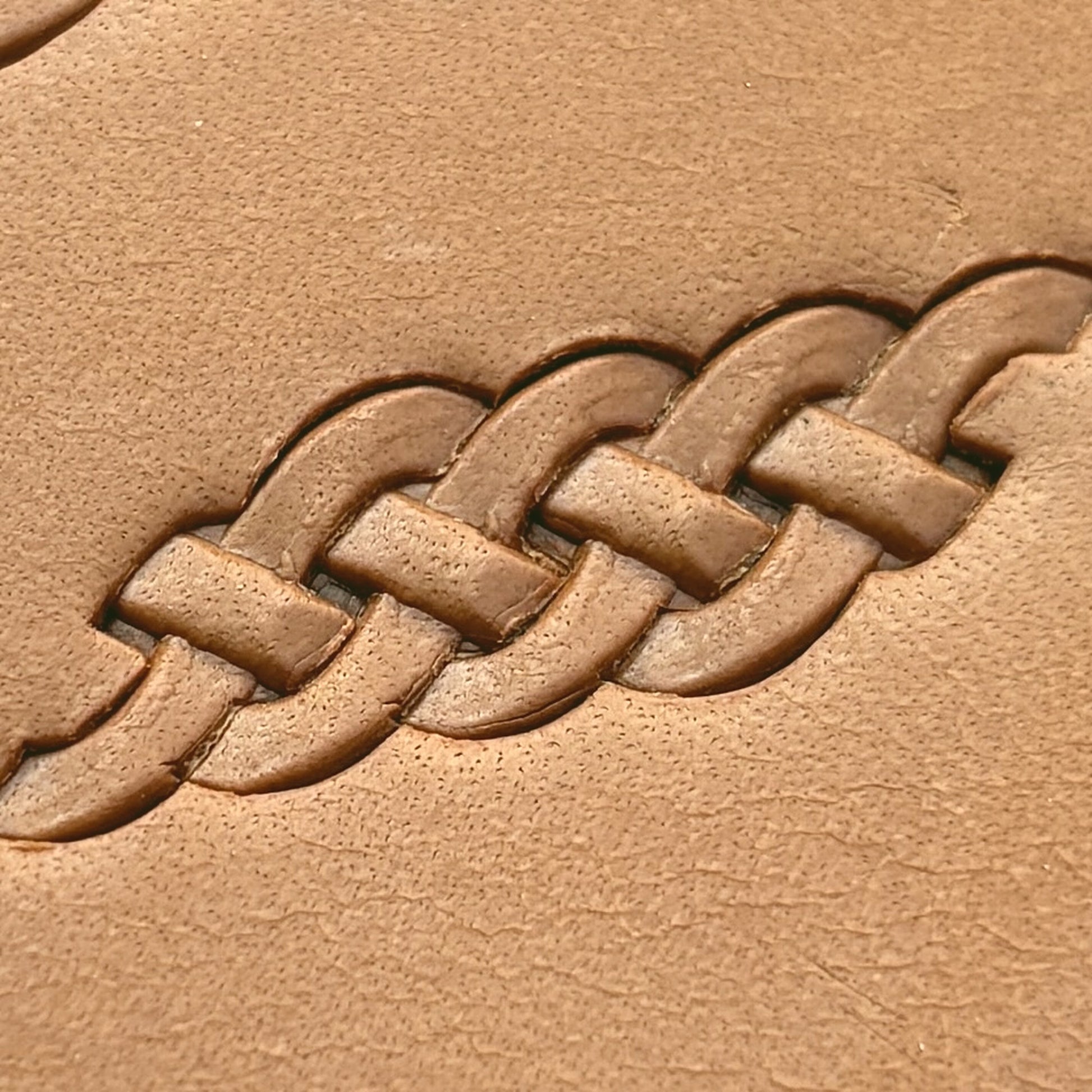Interlaced Strip Basket Weave leather stamp LT419 — pattern imprint on veg-tan leather