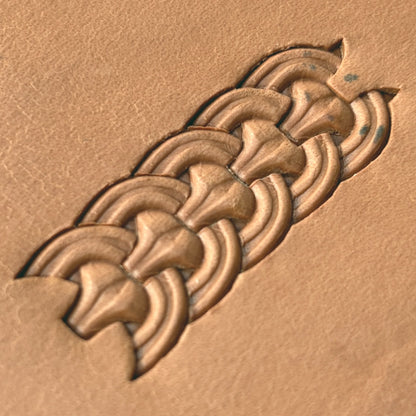 Curved Links Basket Weave leather stamp LT420 — pattern imprint on veg-tan leather