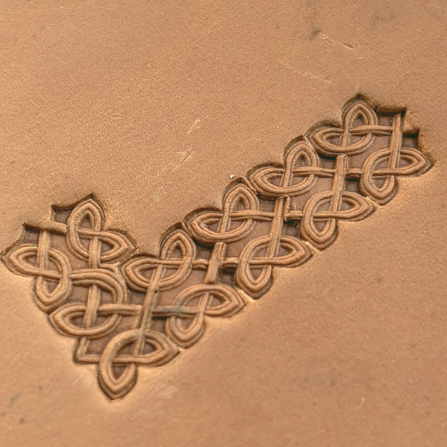 Celtic Knot leather stamp LT501 — pattern imprint on veg-tan leather