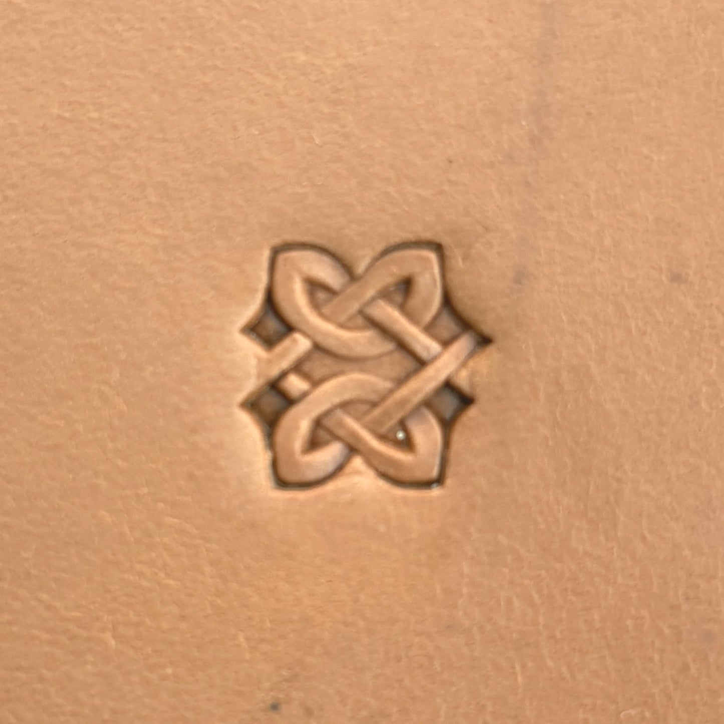 Celtic Knot leather stamp LT502 — pattern imprint on veg-tan leather