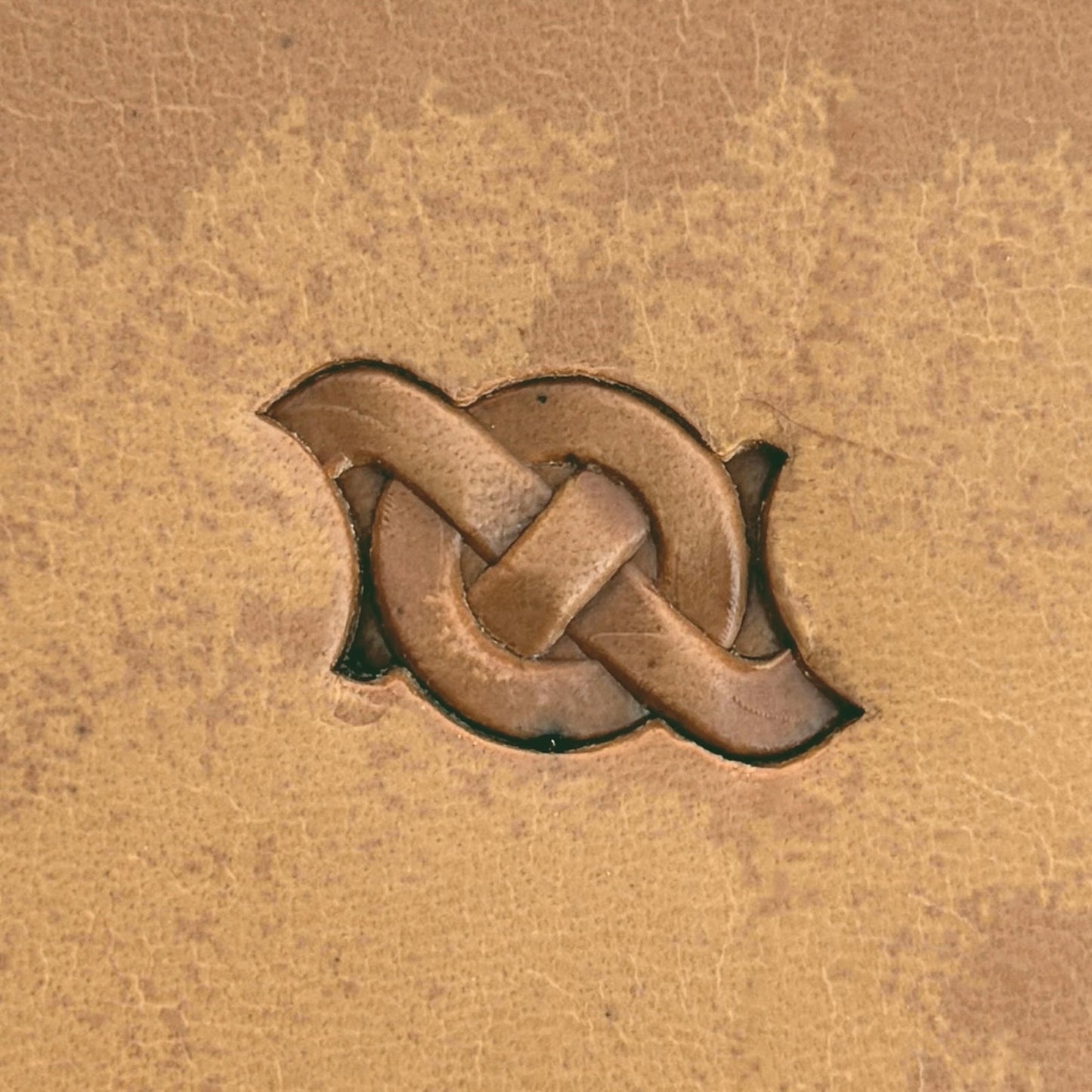 Celtic Knot leather stamp LT504 — single impression on veg-tan leather