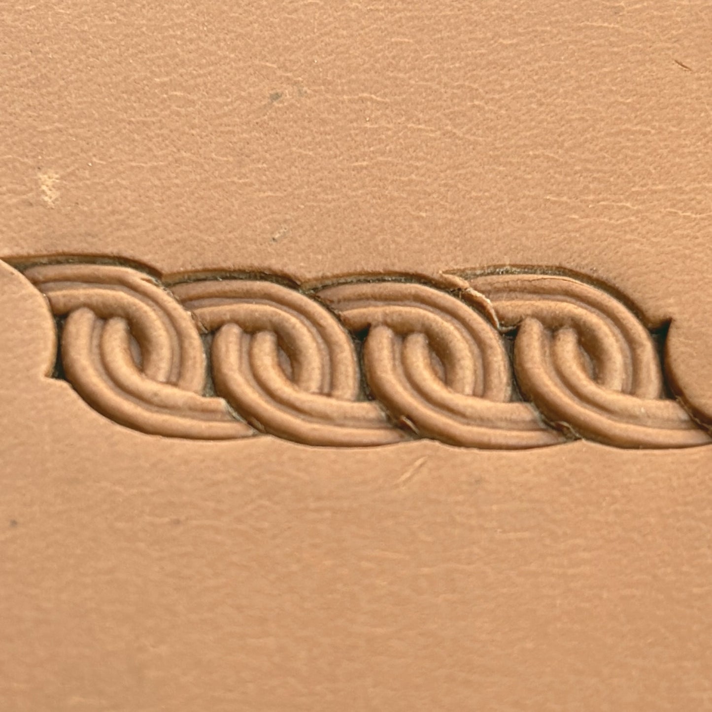 Chain Link Geometric leather stamp LT507 — pattern imprint on veg-tan leather