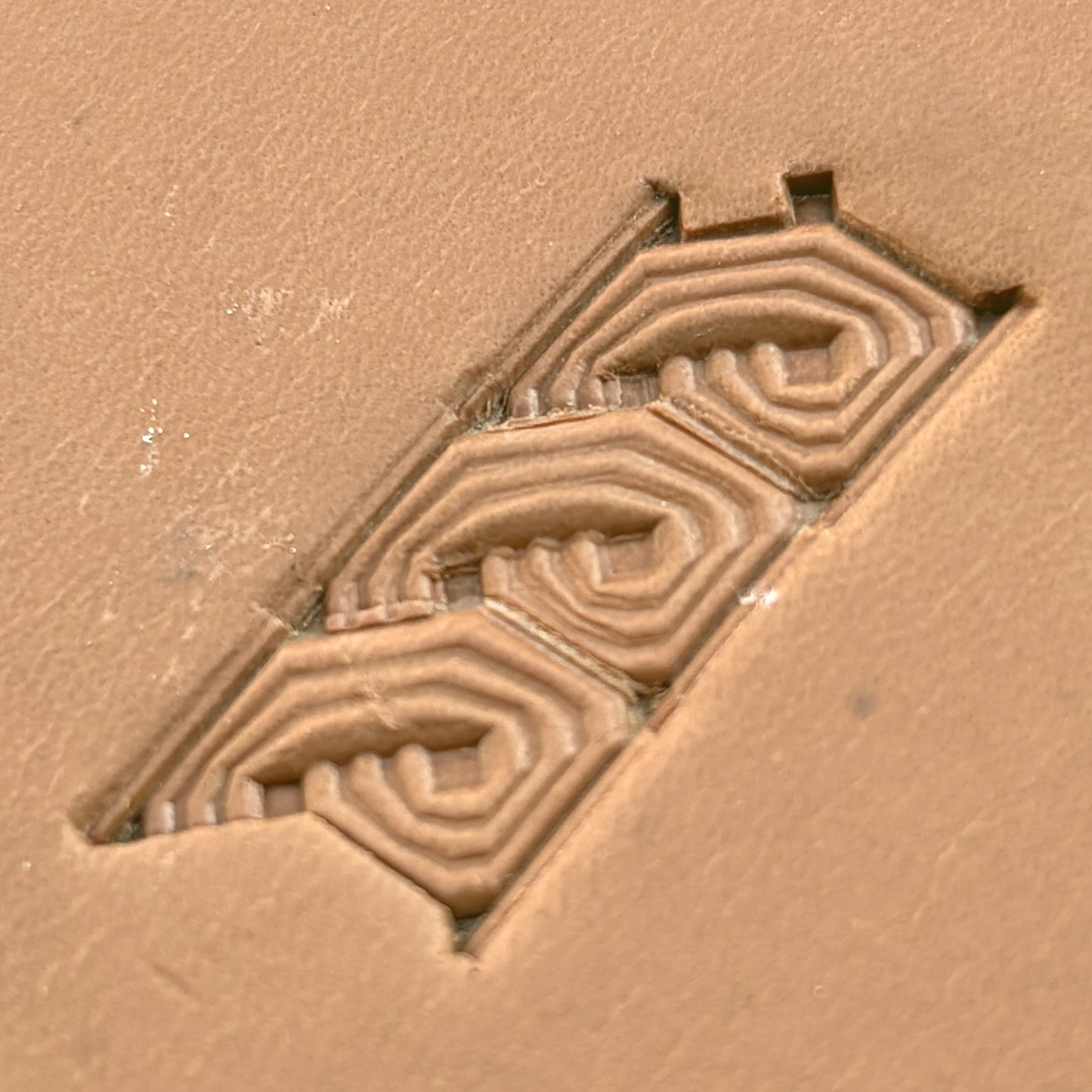 Maze Lines Geometric leather stamp LT513 — pattern imprint on veg-tan leather