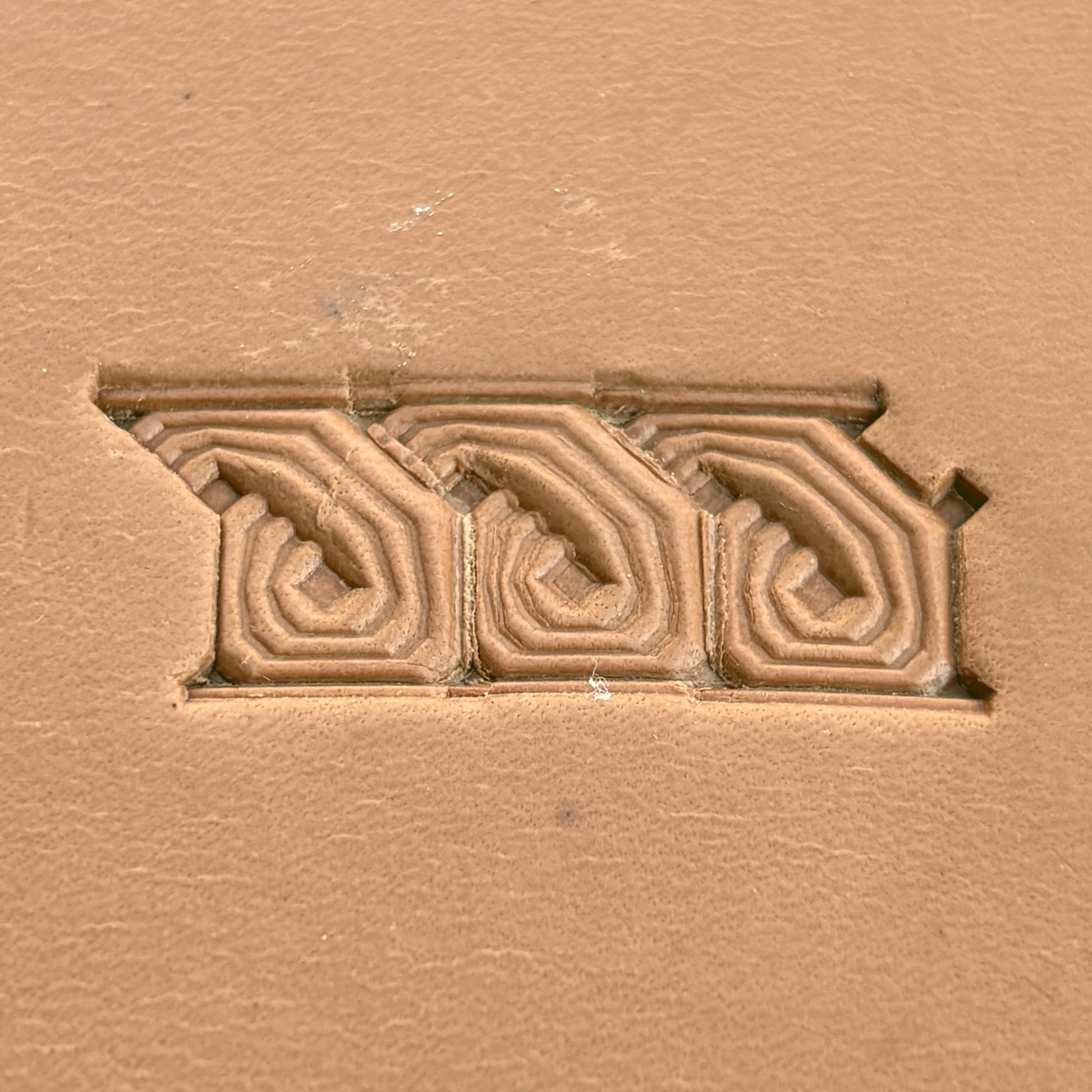 Maze Lines Geometric leather stamp LT513 — pattern imprint on veg-tan leather
