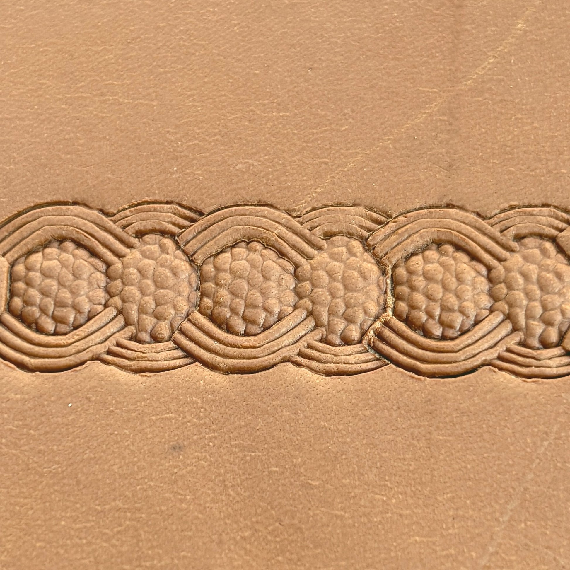 Honeycomb Strip Basket Weave leather stamp LT526 — pattern imprint on veg-tan leather