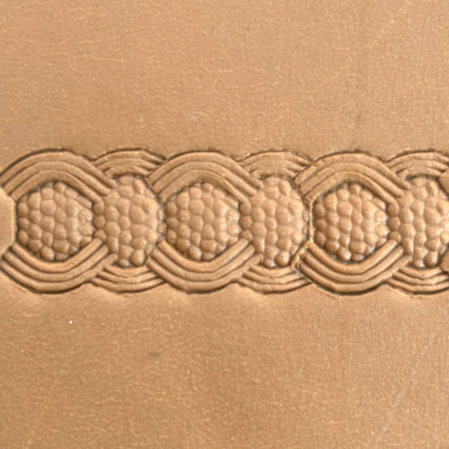 Honeycomb Strip Basket Weave leather stamp LT526 — pattern imprint on veg-tan leather