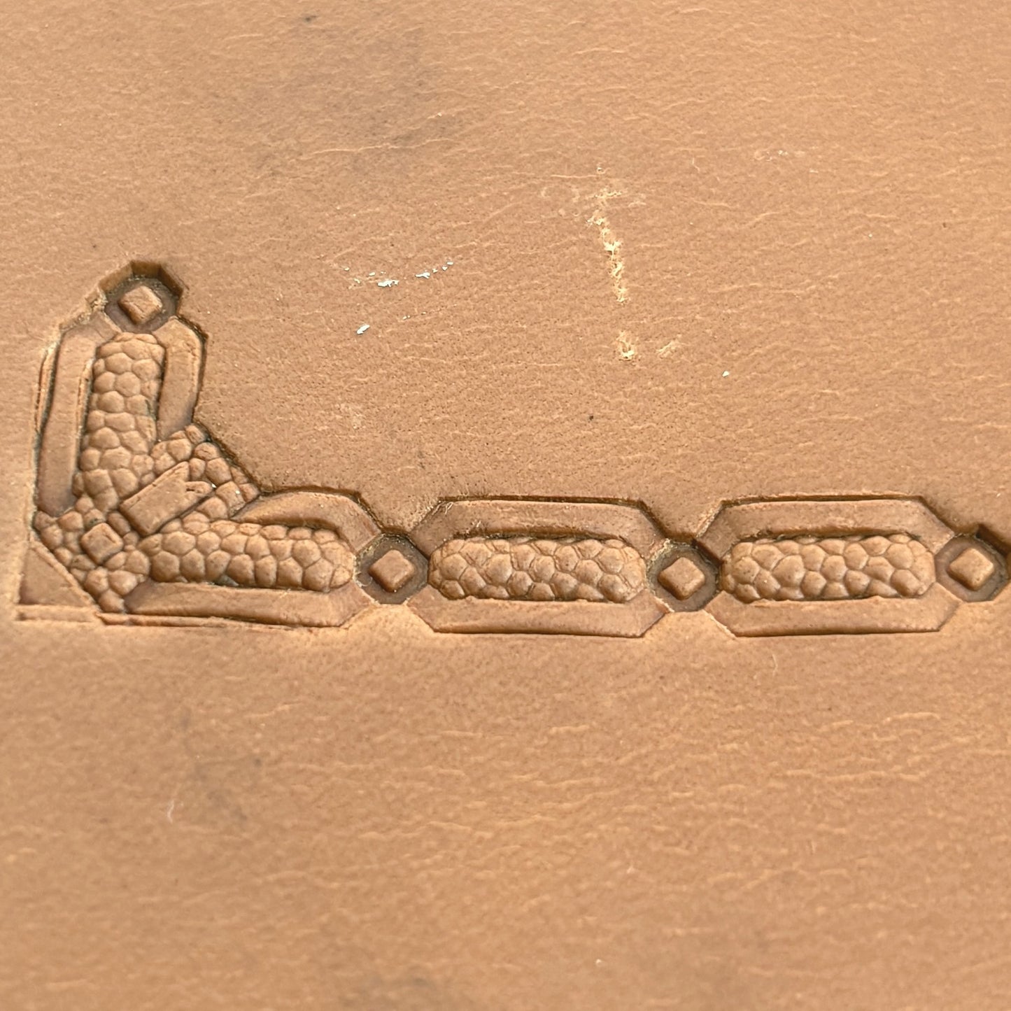 Honeycomb Link Geometric leather stamp LT530 — pattern imprint on veg-tan leather