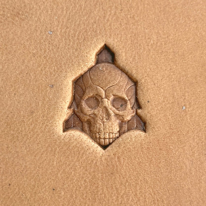 Old Cluster Skull leather stamp LT556 — single impression on veg-tan leather