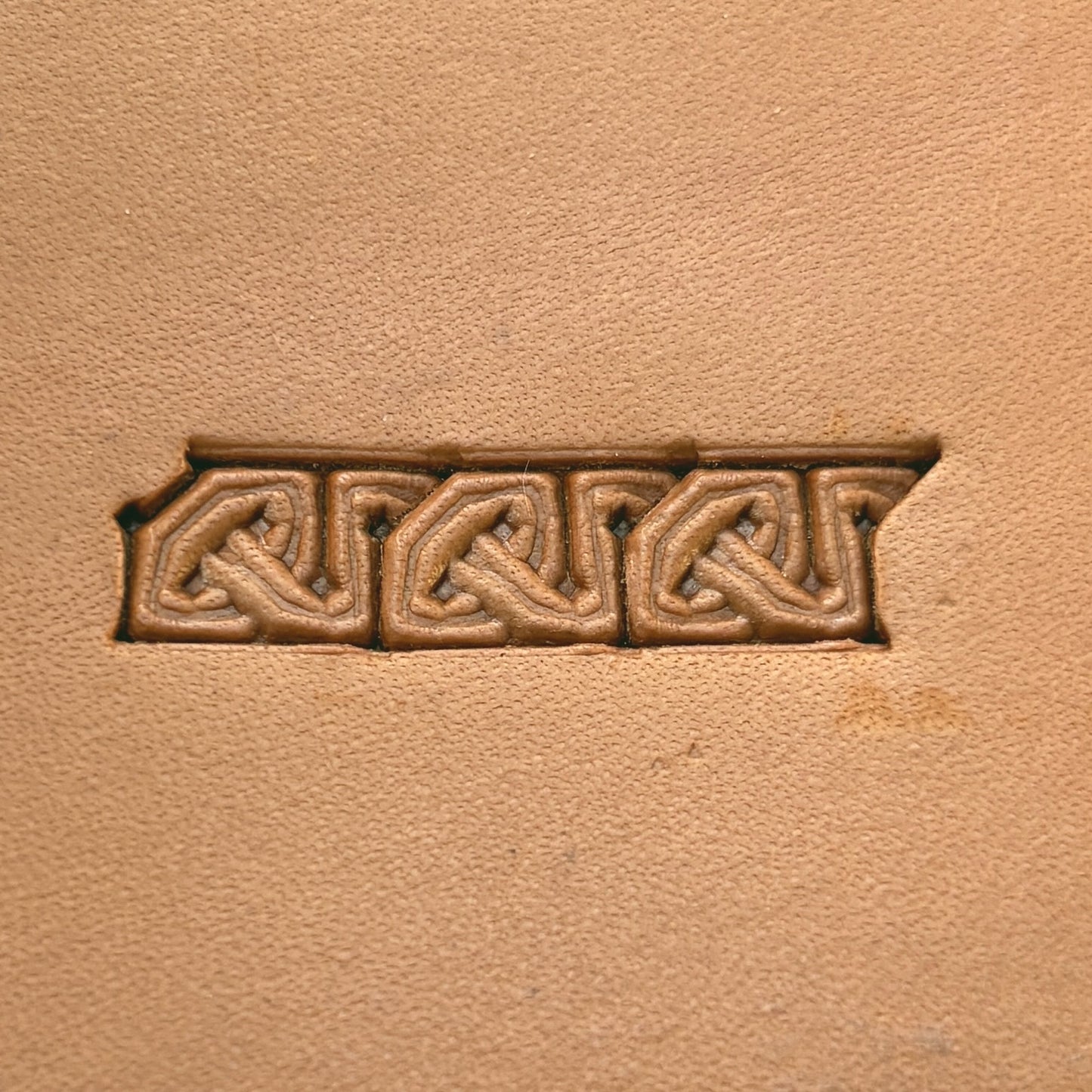 Celtic Knot leather stamp LT594 — pattern imprint on veg-tan leather